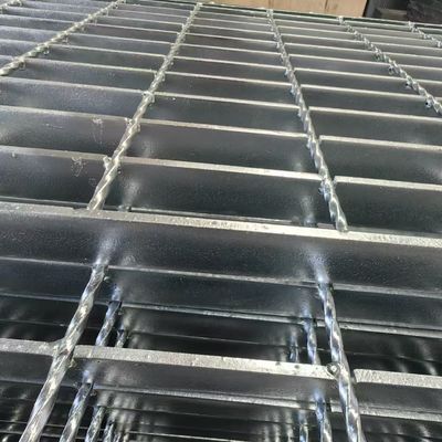 Machine Pressure Welded Industrial Steel Floor Grating With Smooth Bright Surface (Variant 3)