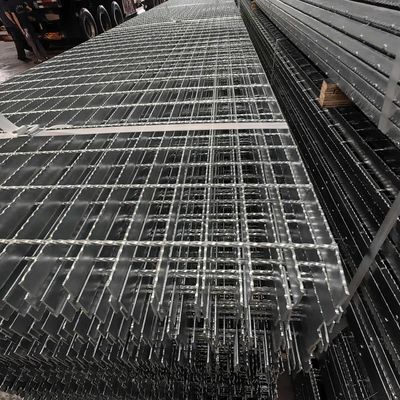 30x30mm PPGI ماشین فشار جوشکاری کف کفپوش فولادی شبکه