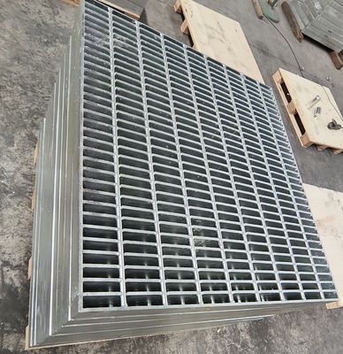 30x30mm گالوانیزه فولاد صنعتی شبکه با 3mm درخشش بر اساس فشار ماشین