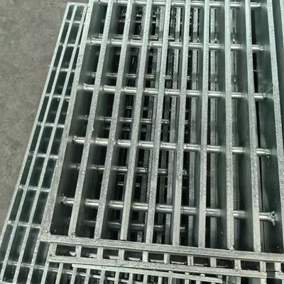 3mm فولاد جوش دار کف طبقه شبكه ماندگار گرم گالوانیزه نوار تخت