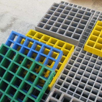 کف صنعتی آلومینیومی 900 میلی متری با فاصله 1 اینچ