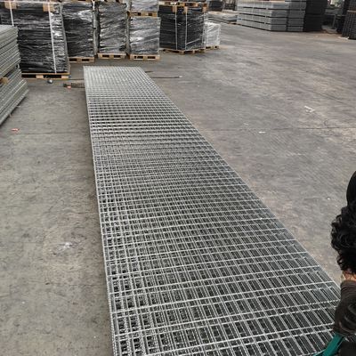 شبکه فولادی صاف و سخت ظرفیت حمل 2mm-5mm ضخامت