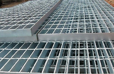مواد ساختمانی جدید مشبک های فلزی راهروی فلزی صنعتی